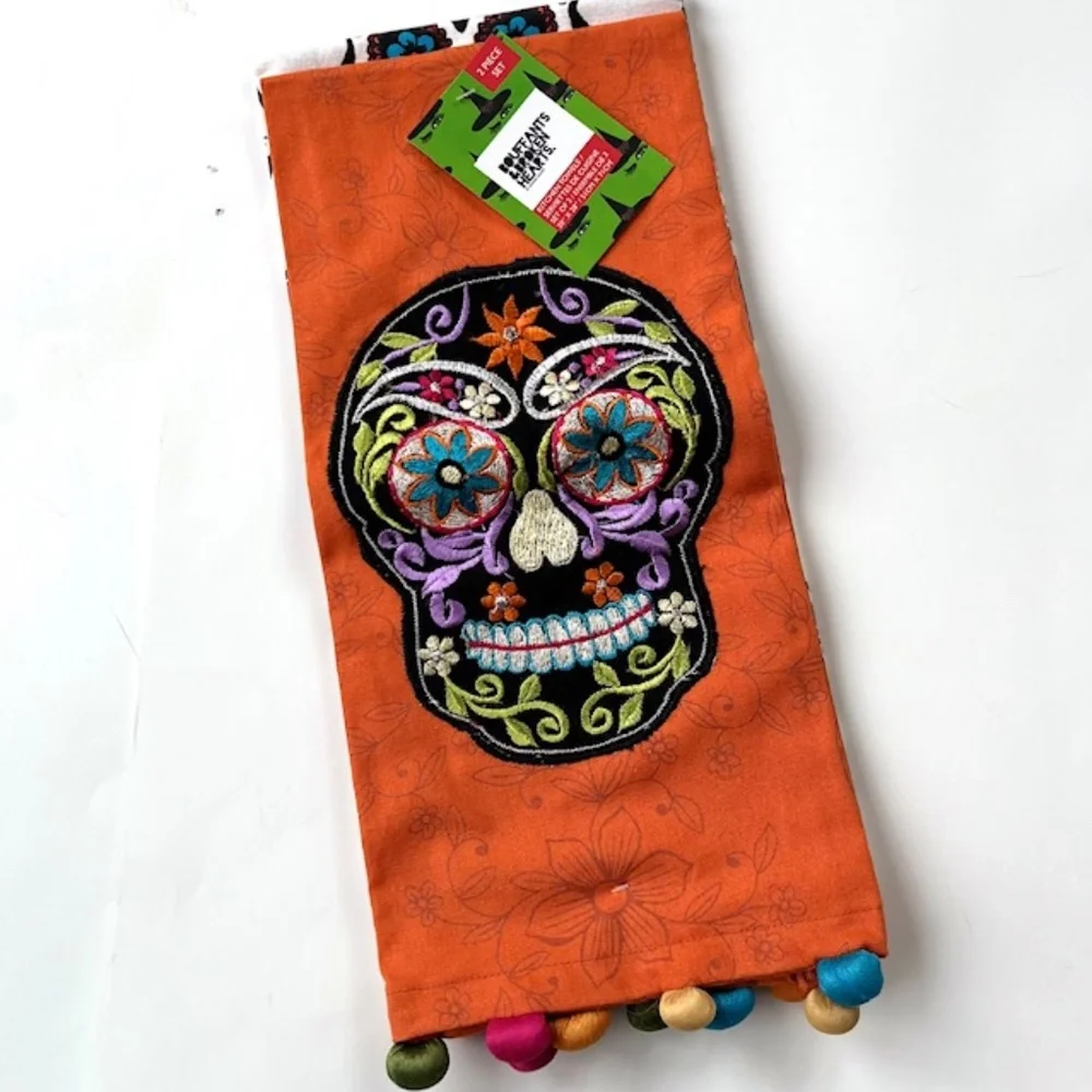 Bouffants & Broken Hearts Day of the Dead Kitchen Towels NWT